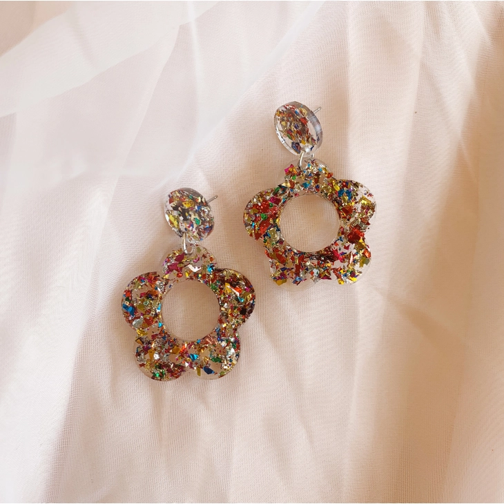 Confetti Hyo Jin Flower Earrings